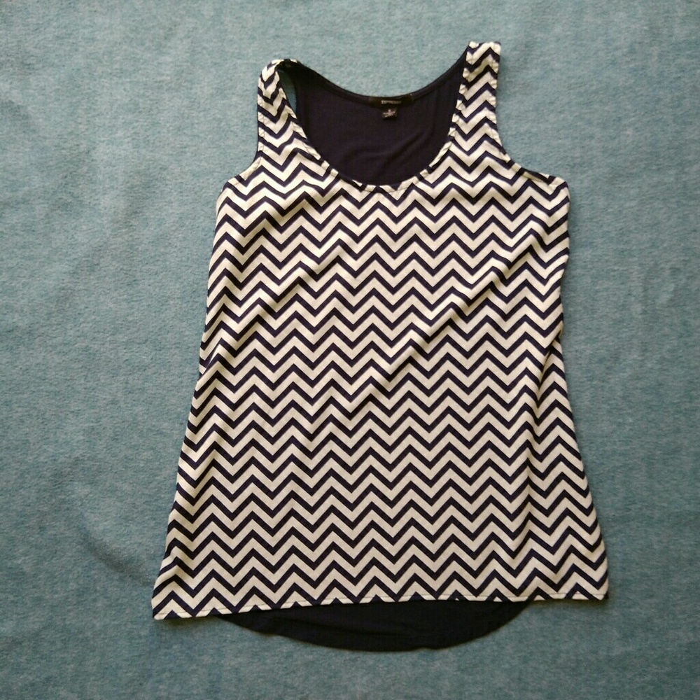 Expresso Navy and Light Green Zig Zag Small Top